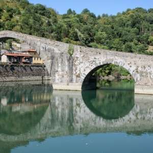 Ponte della Maddalena, Borgo a Mozzano, Toscana, Italia